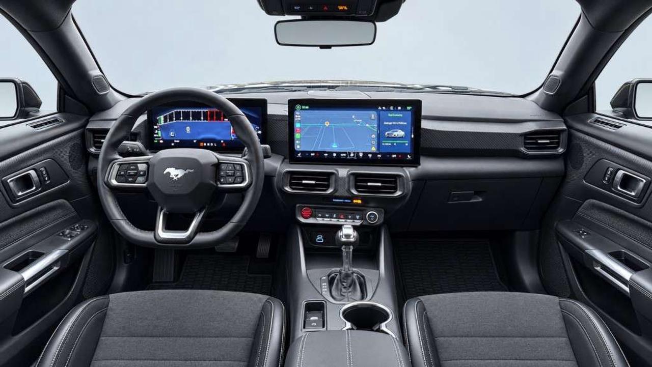 2024 Ford Mustang ECOBOOST / 2.3L TURBO / 315HP / DIGITAL DASH / BACKUP CAM / SPORT MODE Photo
