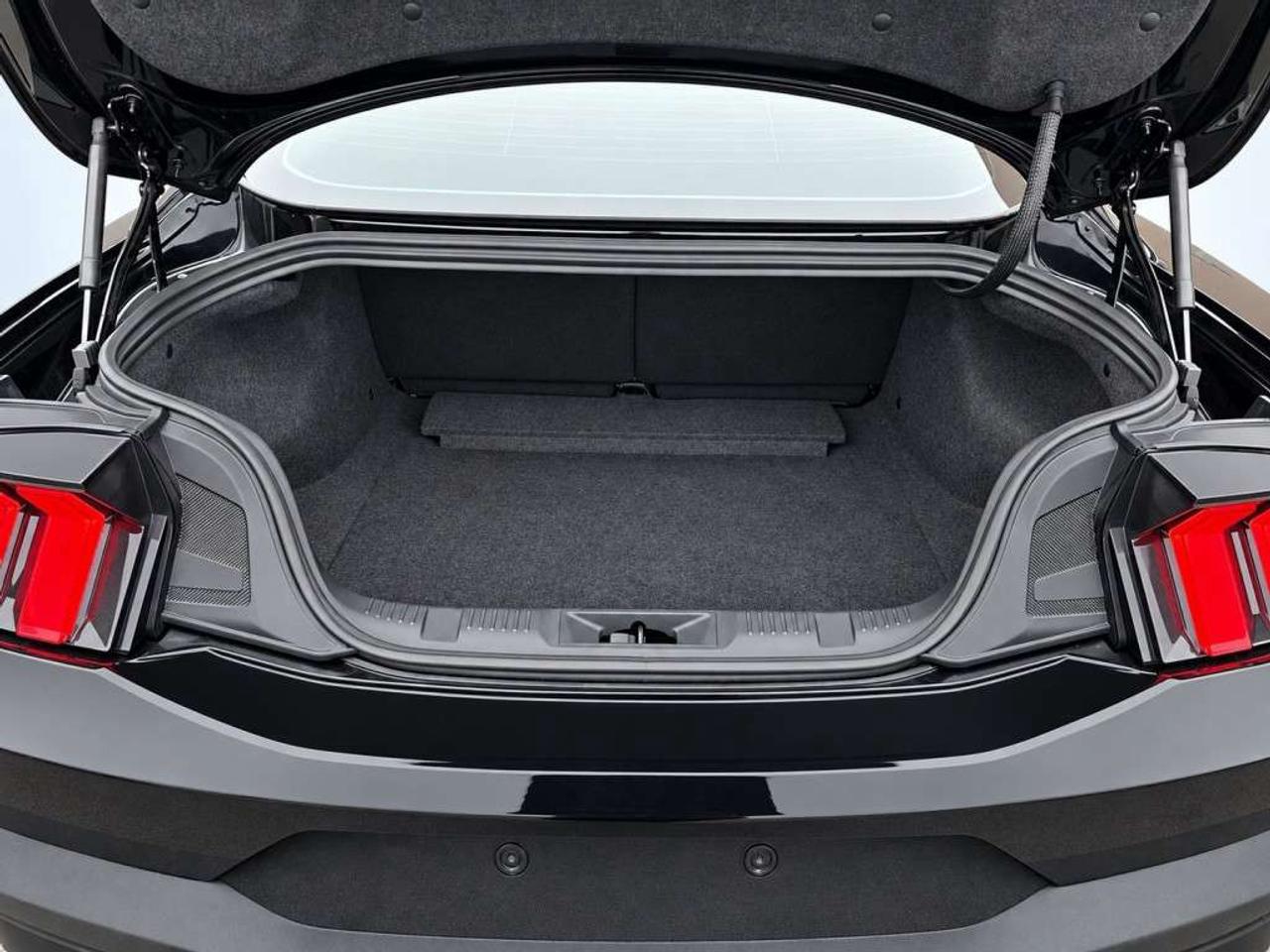 2024 Ford Mustang ECOBOOST / 2.3L TURBO / 315HP / DIGITAL DASH / BACKUP CAM / SPORT MODE Photo
