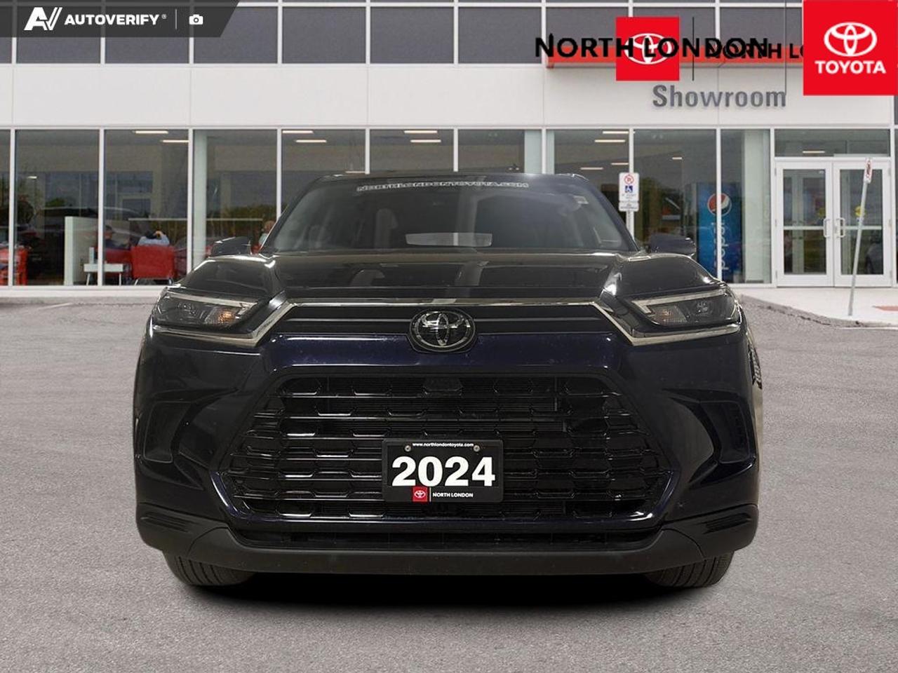 2024 Toyota Grand Highlander Hybrid XLE 4dr All-Wheel Drive Photo1