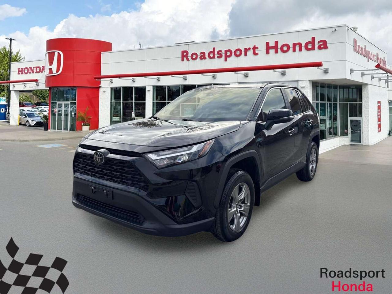 2023 Toyota RAV4 XLE AWD Photo0