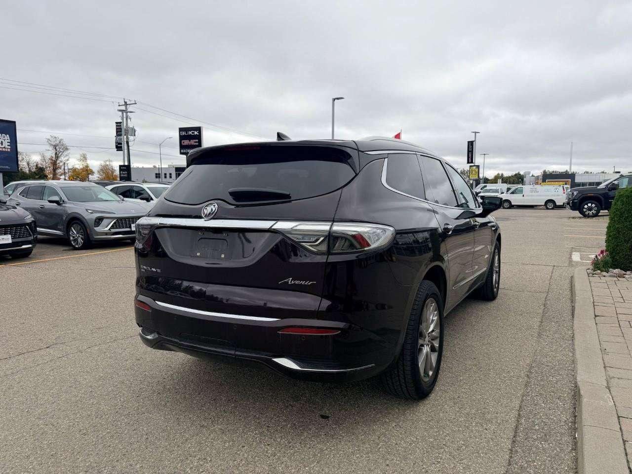 2022 Buick Enclave 3.6L V6, 4X4, ALLOYS, 7-PASSENGER, LEATHER, SUNROOF, 1-OWNER, MACMASTER ORIGINAL, CERTIFIED AS-TRADED! Photo