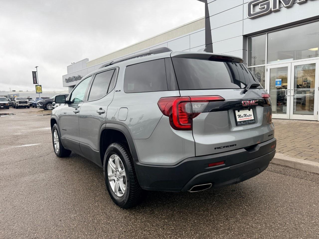 2023 GMC Acadia AWD SLE Photo