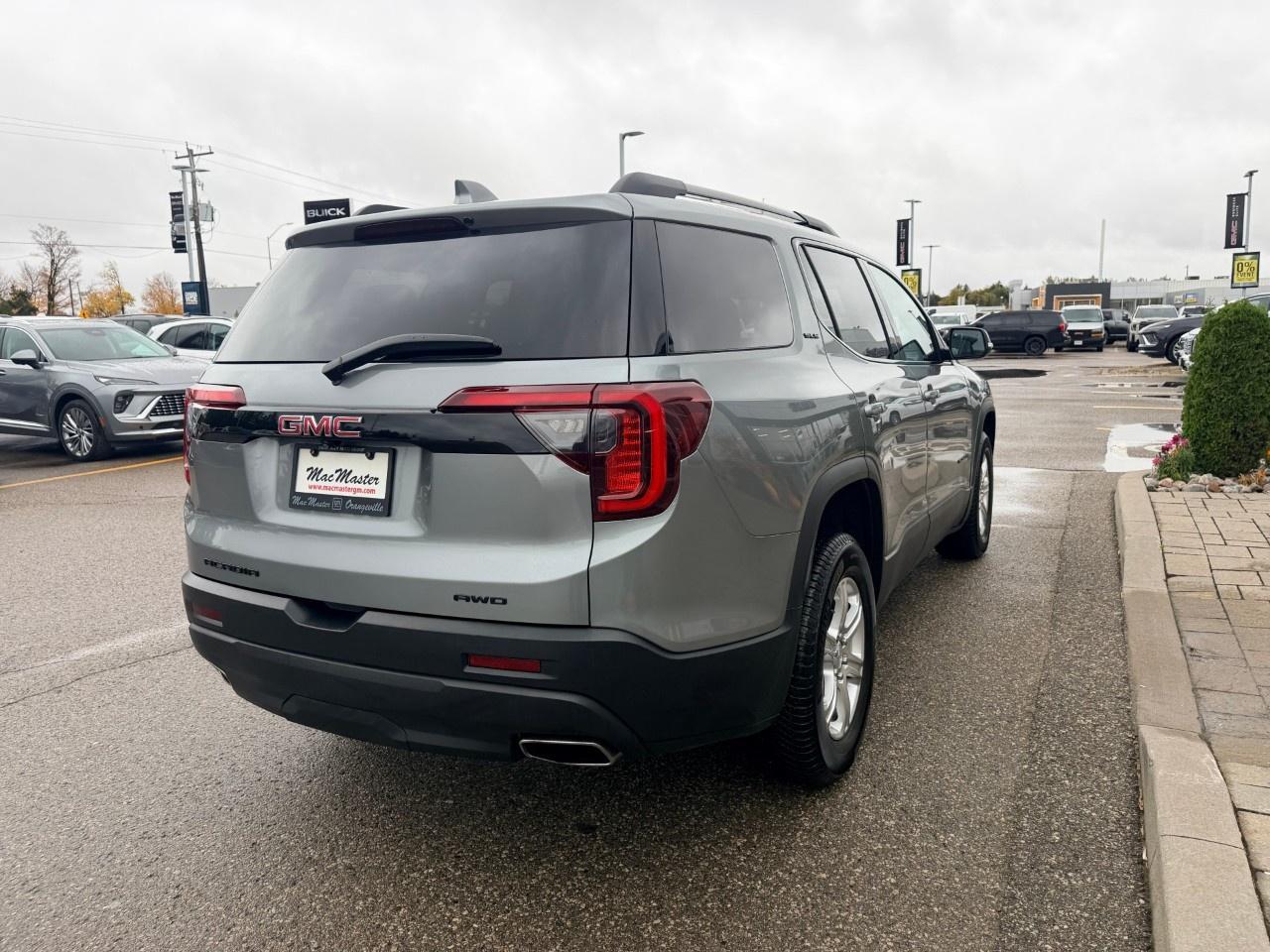 2023 GMC Acadia AWD SLE Photo