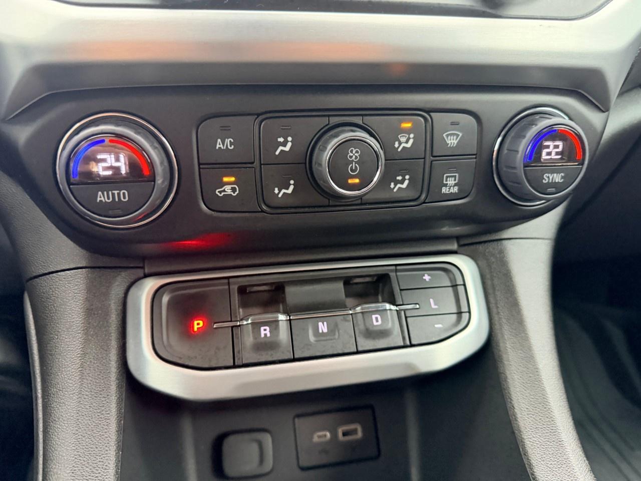 2023 GMC Acadia AWD SLE Photo