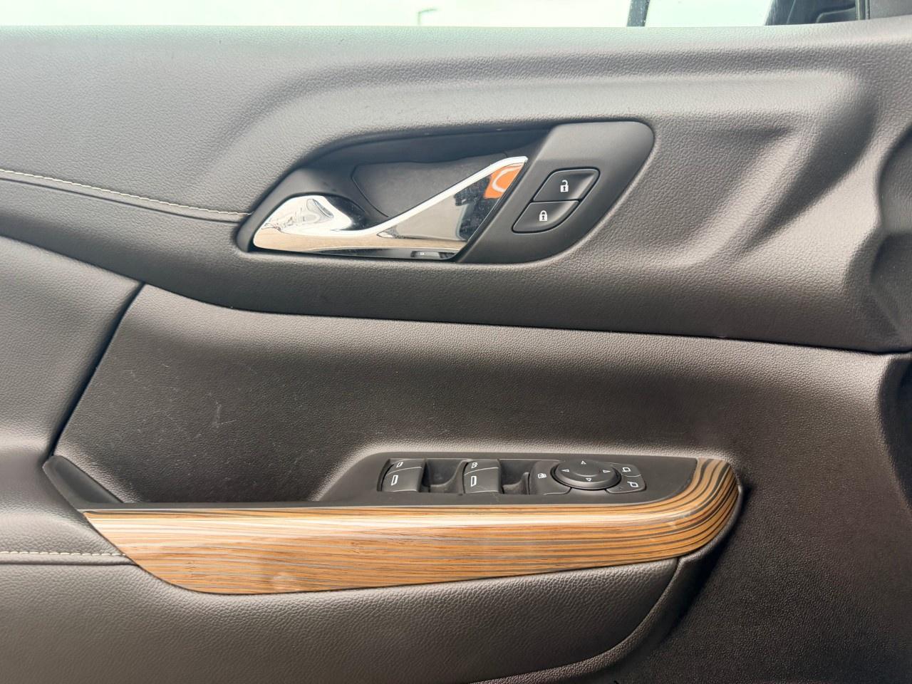 2023 GMC Acadia AWD SLE Photo