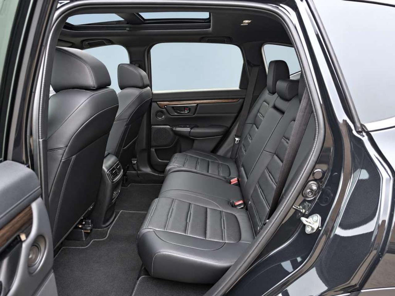 2020 Honda CR-V BLACK EDITION   TOURING AWD   LEATHER   PANO ROOF   NAVI   BLIND SPOT   LANE DEPARTURE   HEATED STEERING Photo