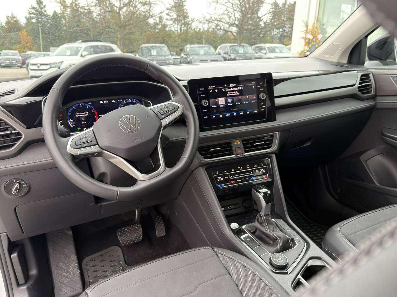2026 Volkswagen Taos Comfortline Black Edition Photo