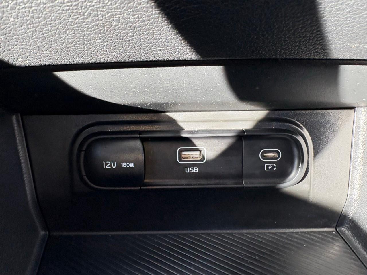 2024 Kia Sportage LX 4dr All-wheel Drive Photo