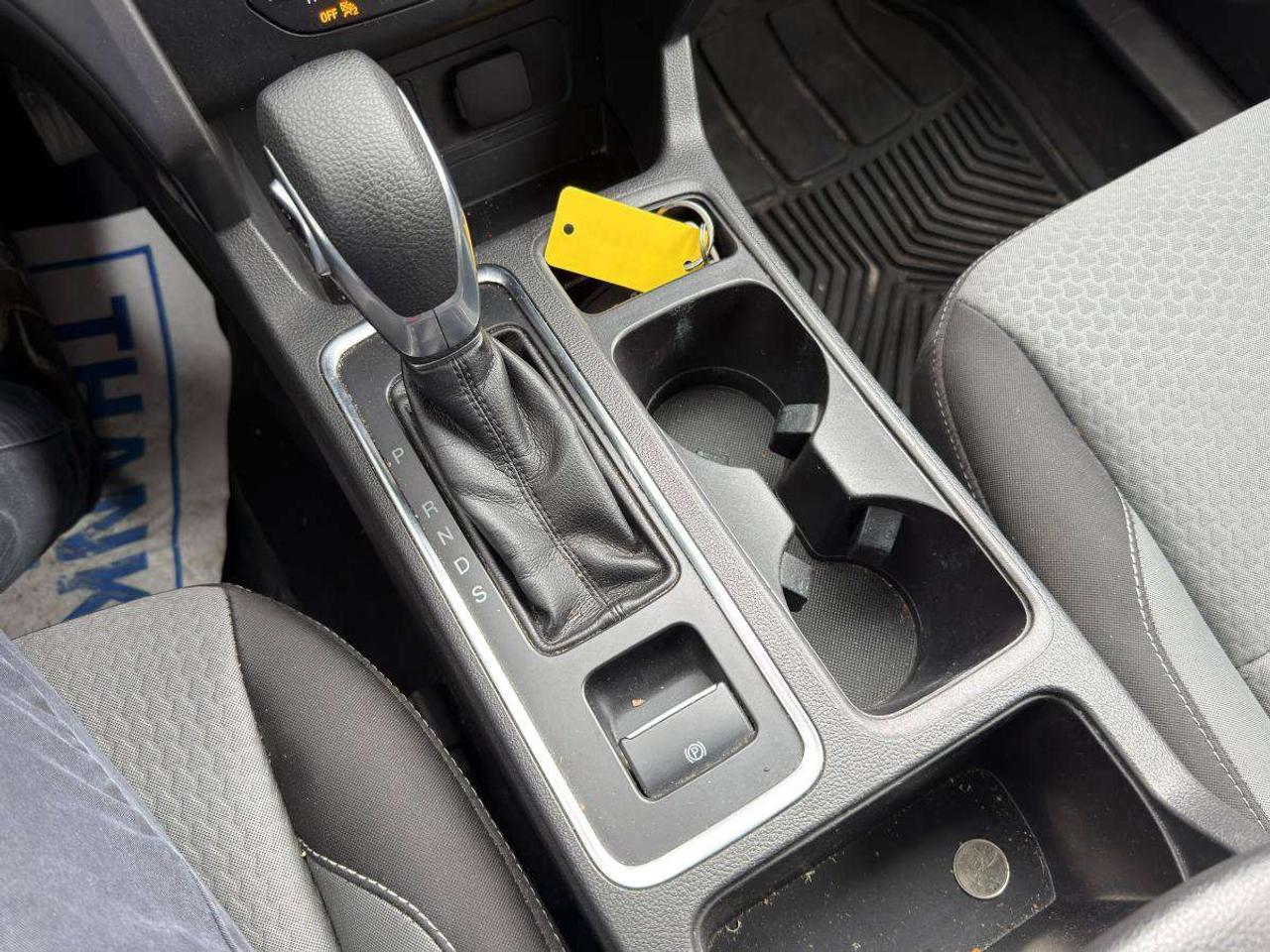 2019 Ford Escape SE Photo