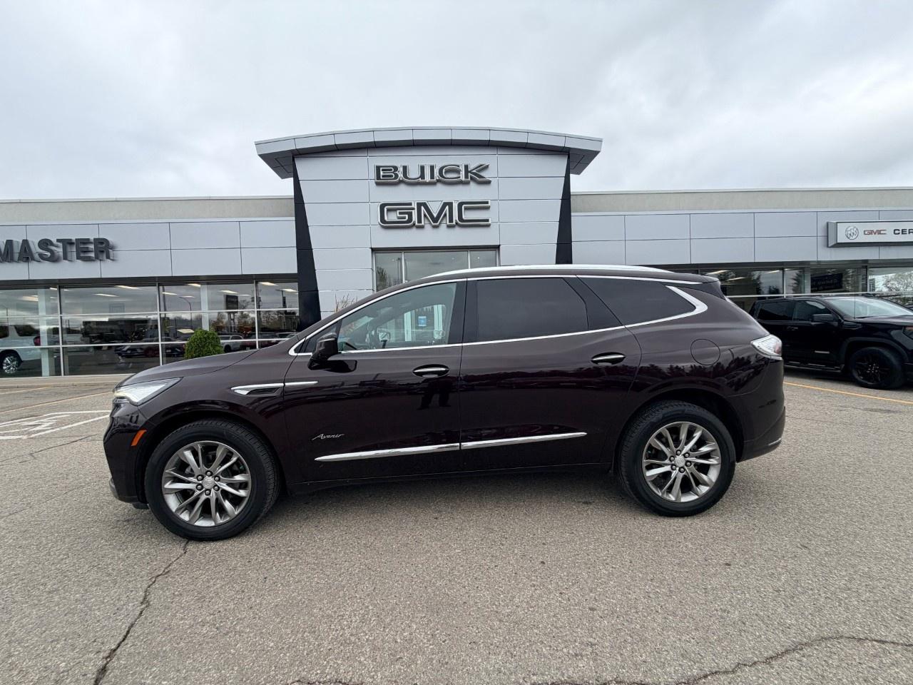 2022 Buick Enclave Avenir AWD Photo
