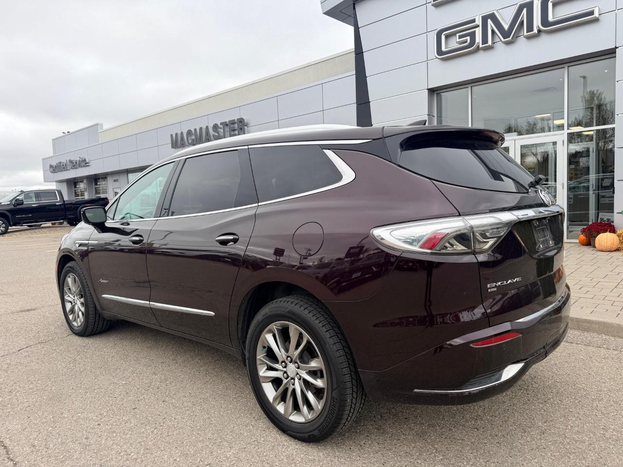 2022 Buick Enclave Avenir AWD Photo