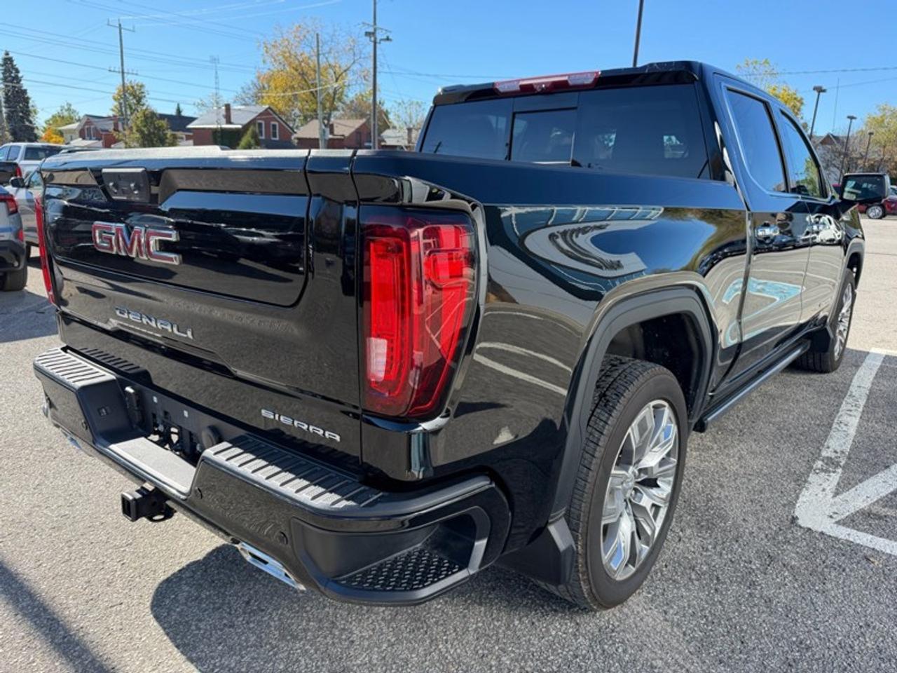 2025 GMC Sierra 1500 Crew Cab Short Box 4-Wheel Drive Denali Photo