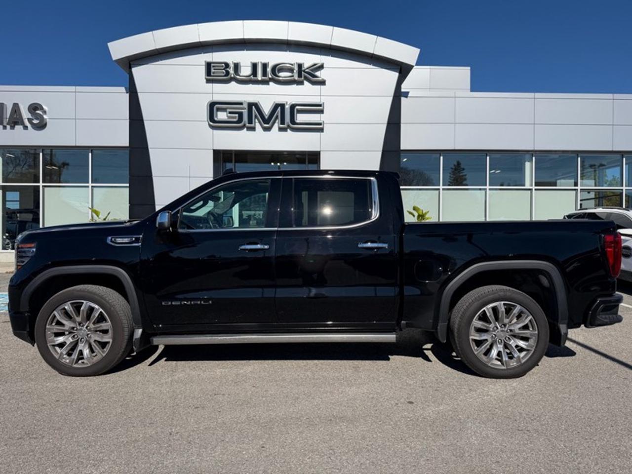 2025 GMC Sierra 1500 Crew Cab Short Box 4-Wheel Drive Denali Photo