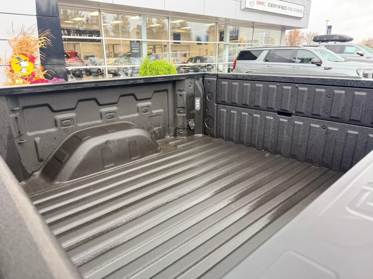 2024 GMC Sierra 1500 Crew Cab Short Box 4-Wheel Drive Denali Photo