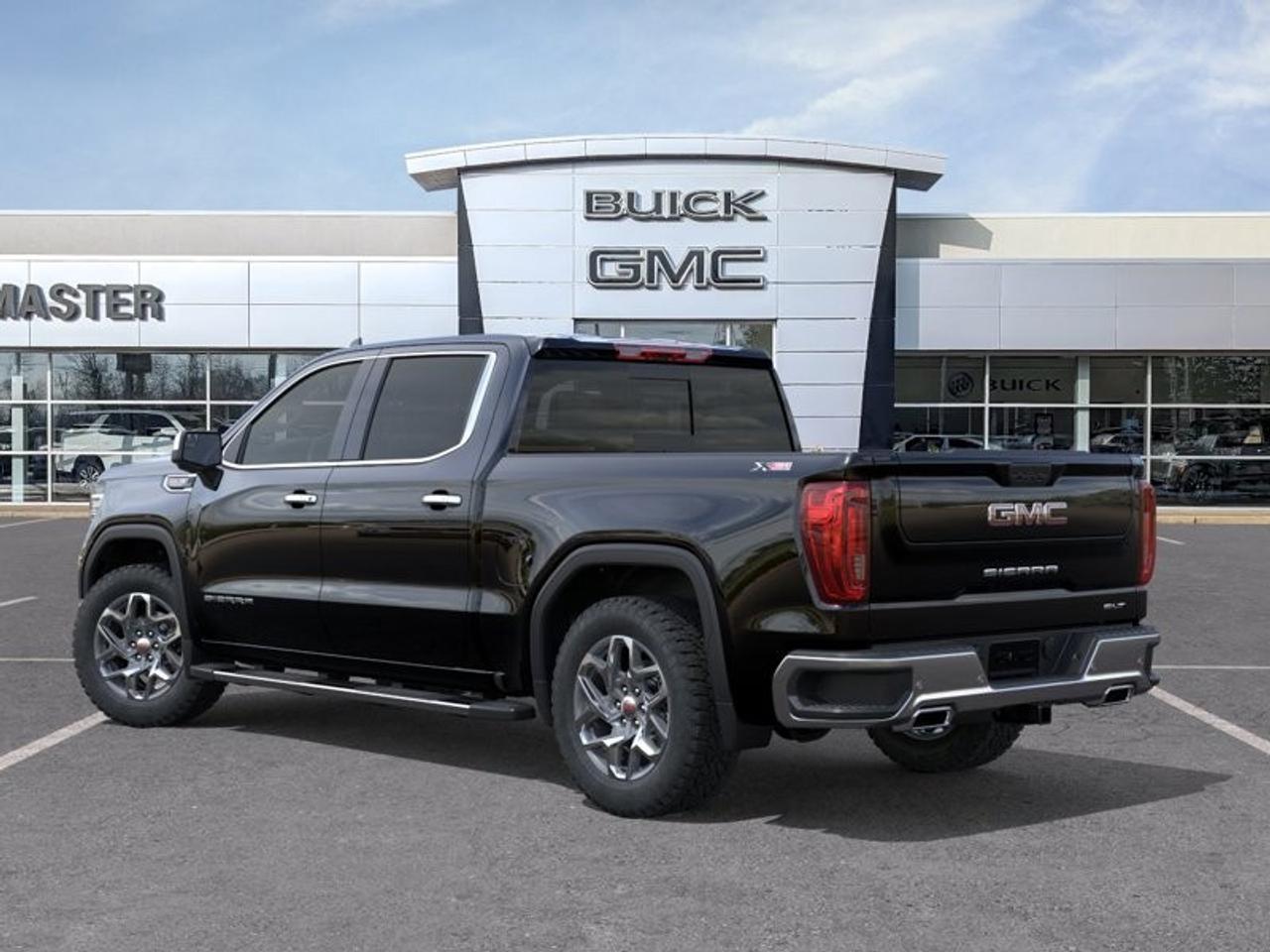 2026 GMC Sierra 1500 Crew Cab Short Box 4-Wheel Drive SLT Photo