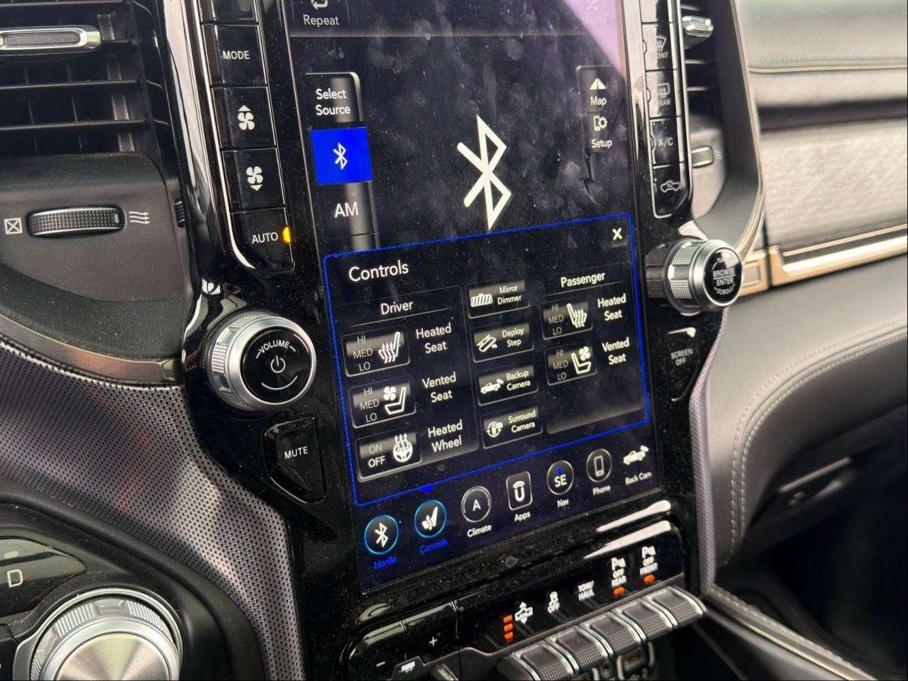 2019 RAM 1500 SUNROOF   LEATHER   PREMIUM AUDIO Photo