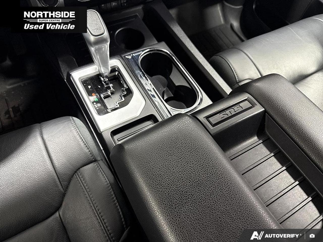 2021 Toyota Tundra 4X4 CrewMax SR5 Photo
