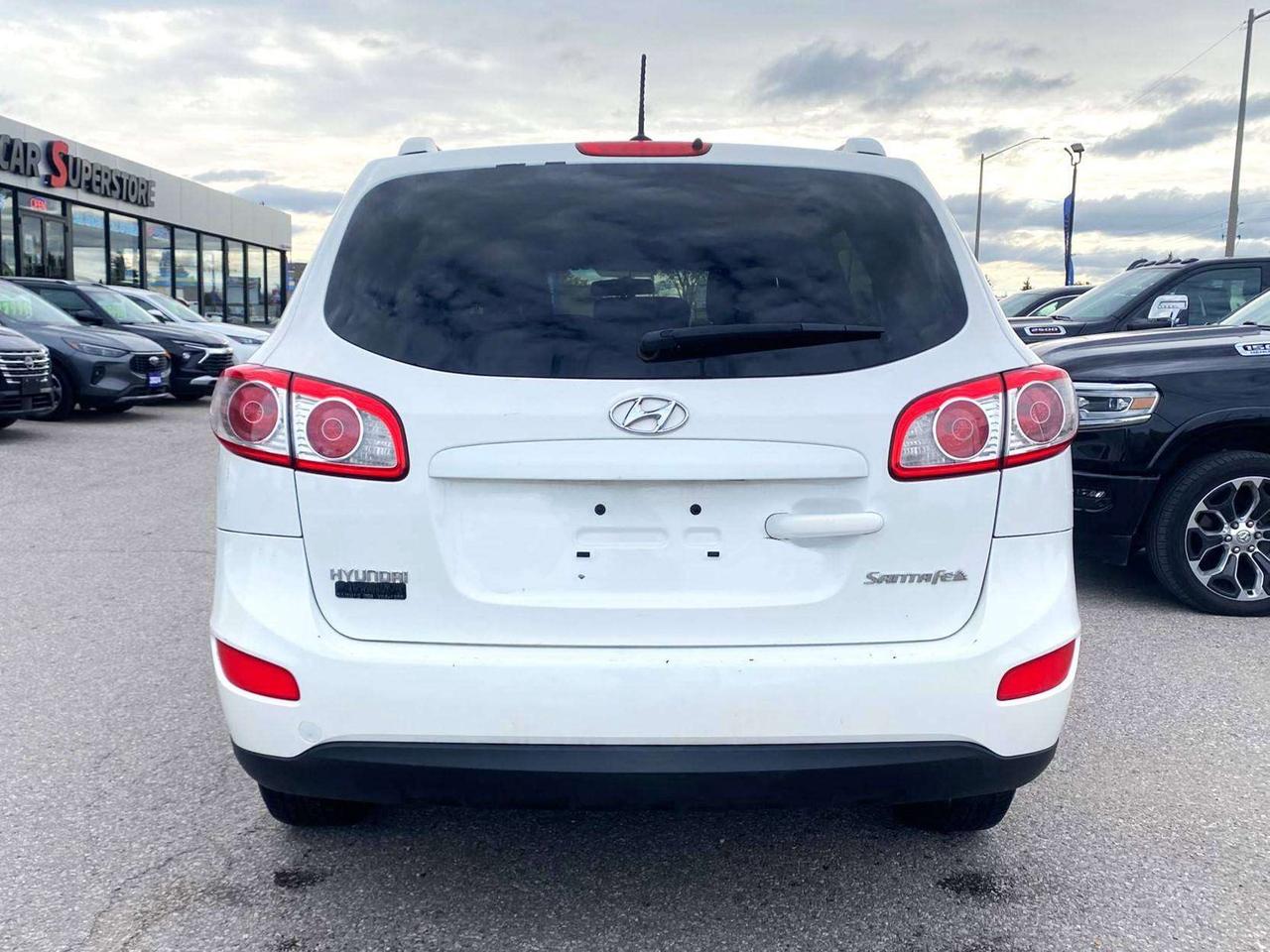 2010 Hyundai Santa Fe GLS ~Bluetooth ~Power Locks + Windows ~A/C Photo