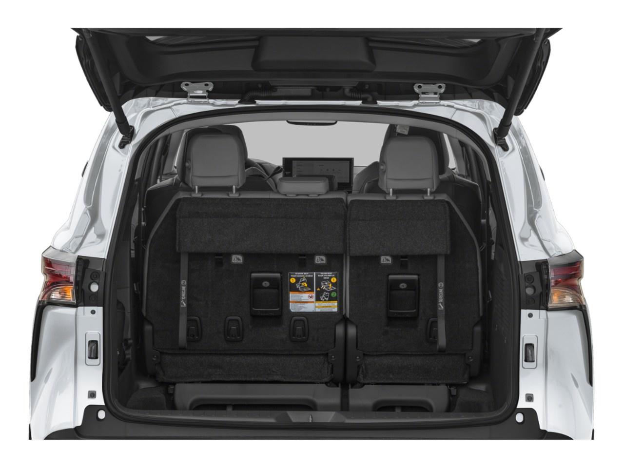 2026 Toyota Sienna XLE 8-Passenger FWD Photo
