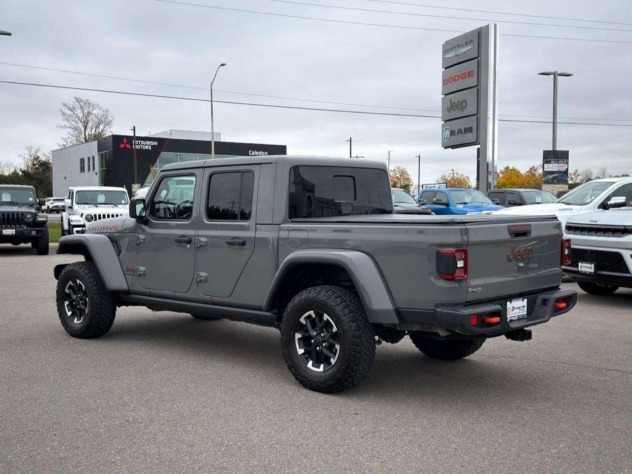 2022 Jeep Gladiator LEATHER   OFF-ROAD PKG   ALPINE AUDIO Photo