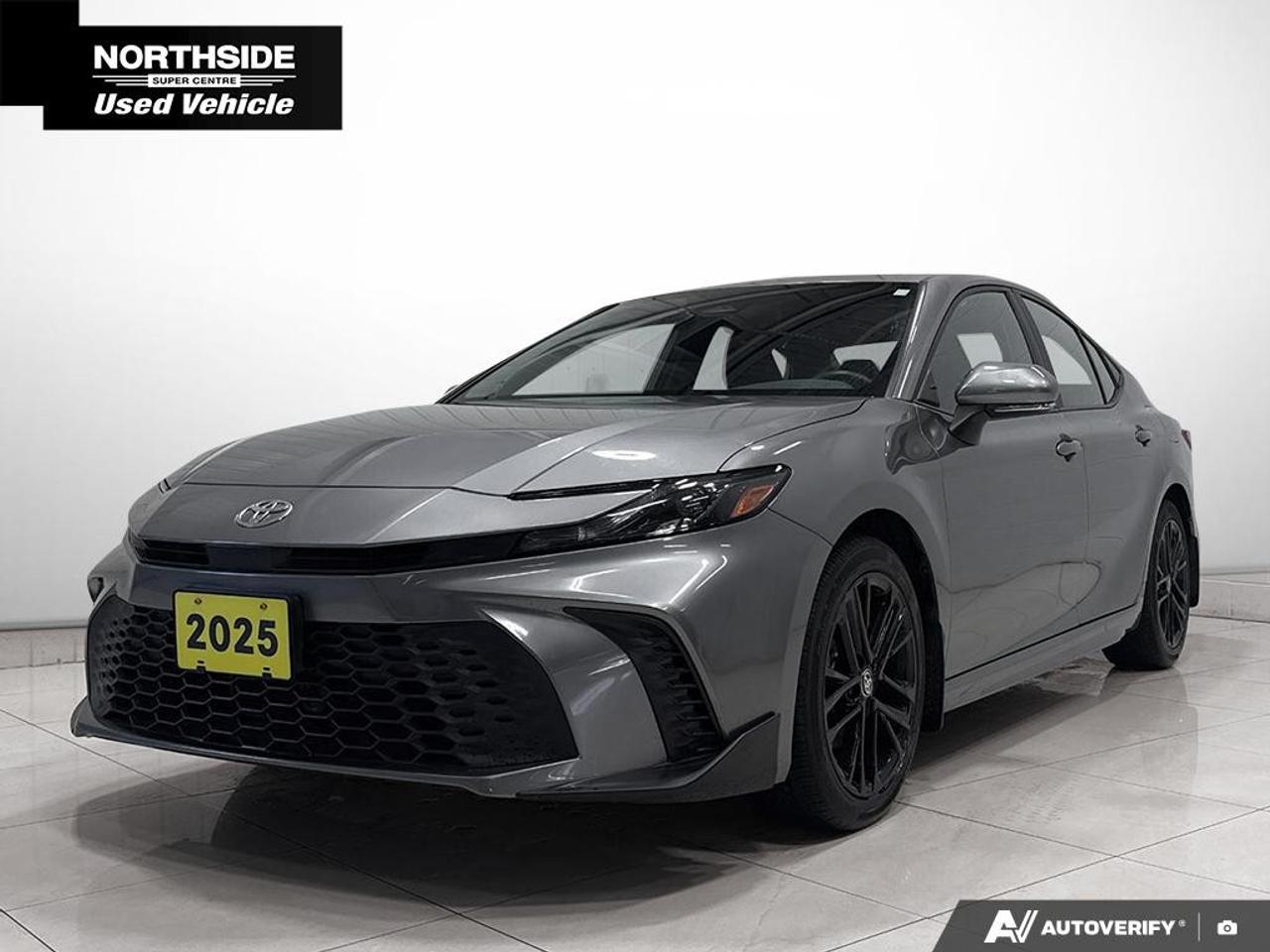 2025 Toyota Camry SE Upgrade CVT AWD Photo