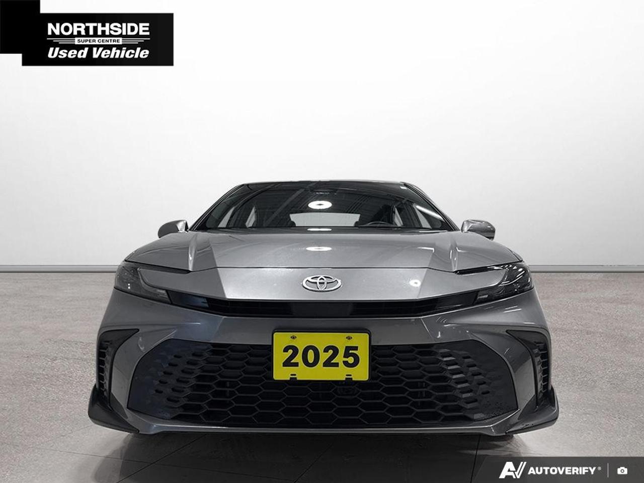 2025 Toyota Camry SE Upgrade CVT AWD Photo5