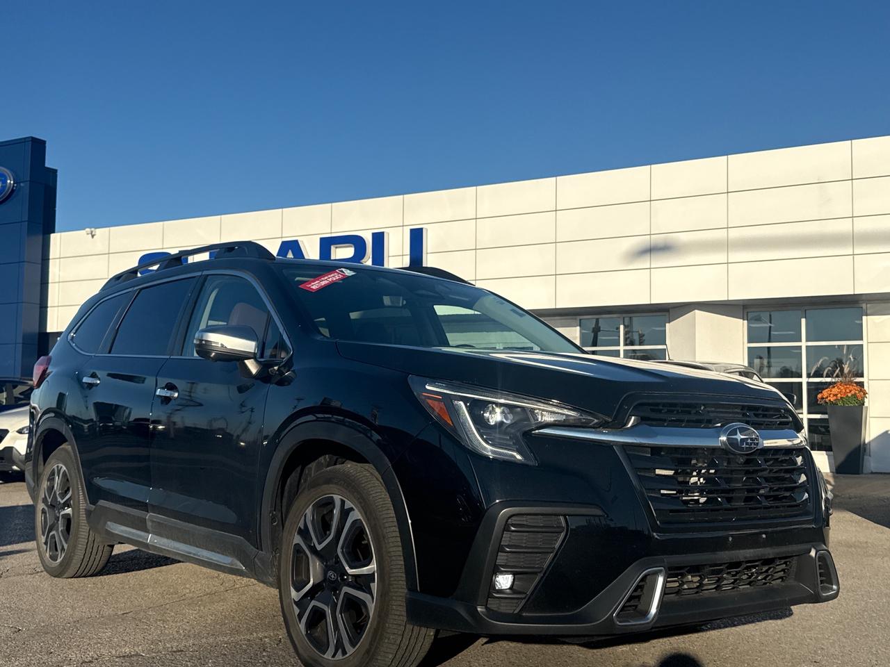 2023 Subaru ASCENT Premier 7-Passenger (CVT) 4dr All-Wheel Drive Photo0