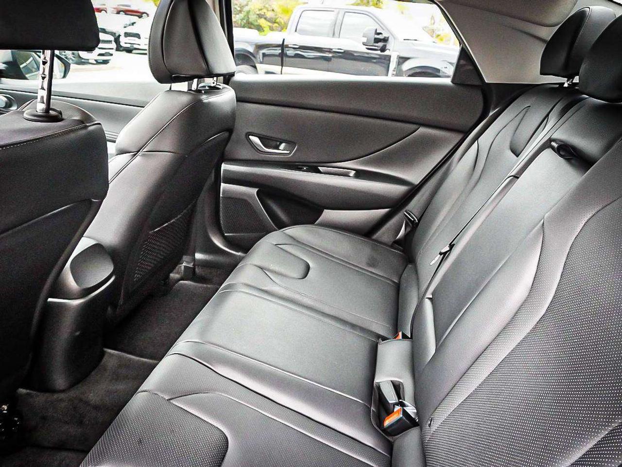 2023 Hyundai Elantra  Photo