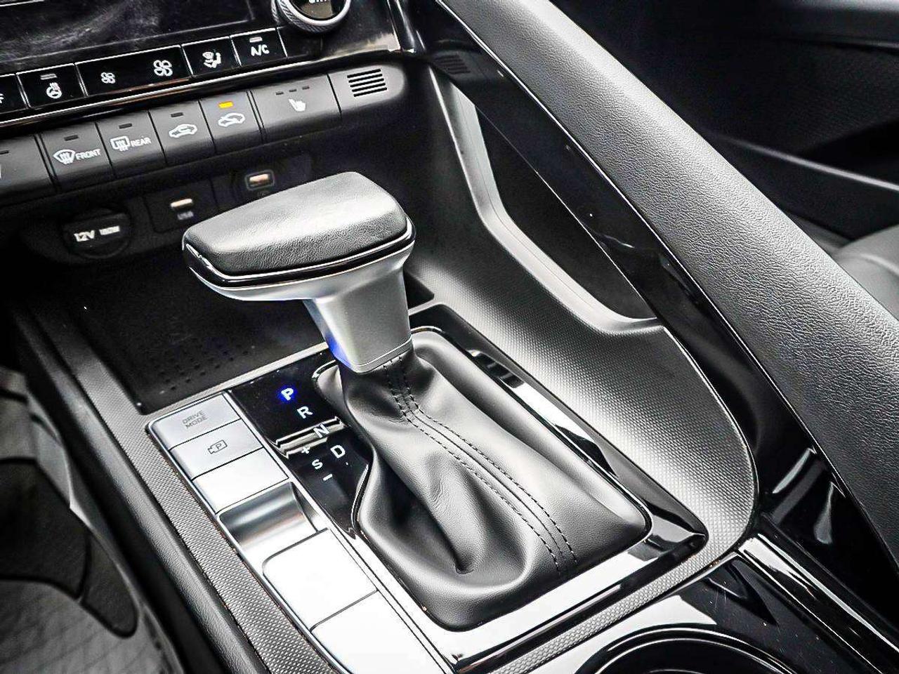 2023 Hyundai Elantra  Photo