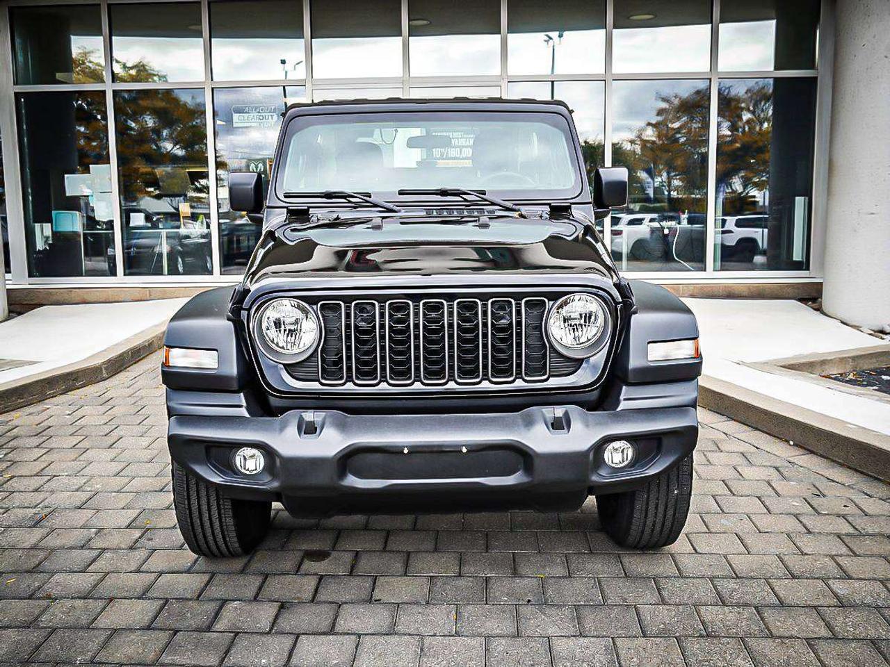 2024 Jeep Wrangler  Photo3
