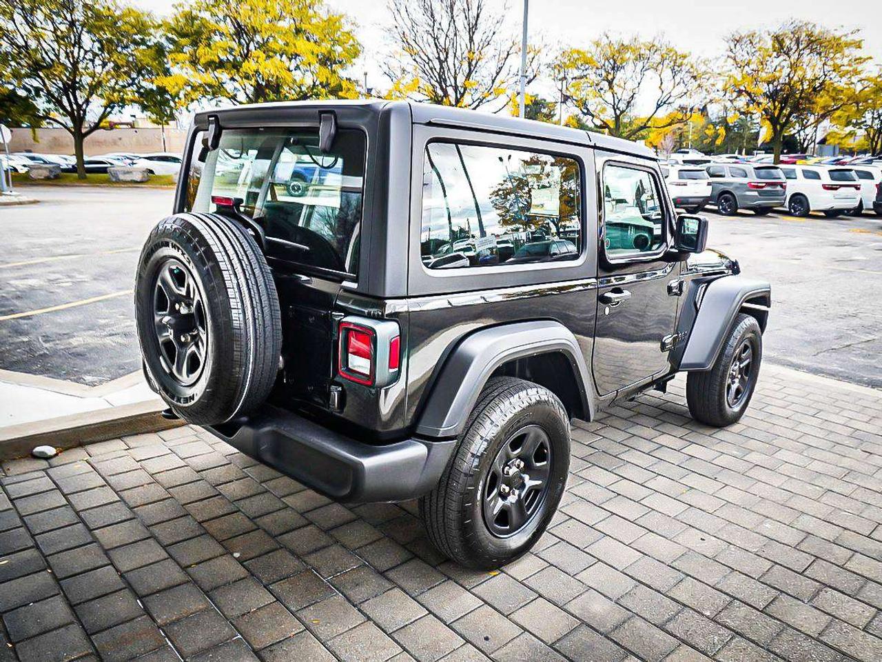 2024 Jeep Wrangler  Photo