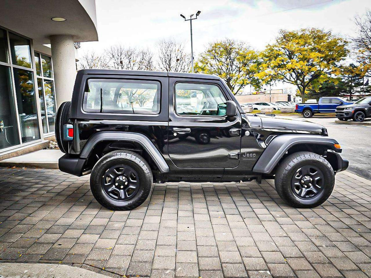 2024 Jeep Wrangler  Photo