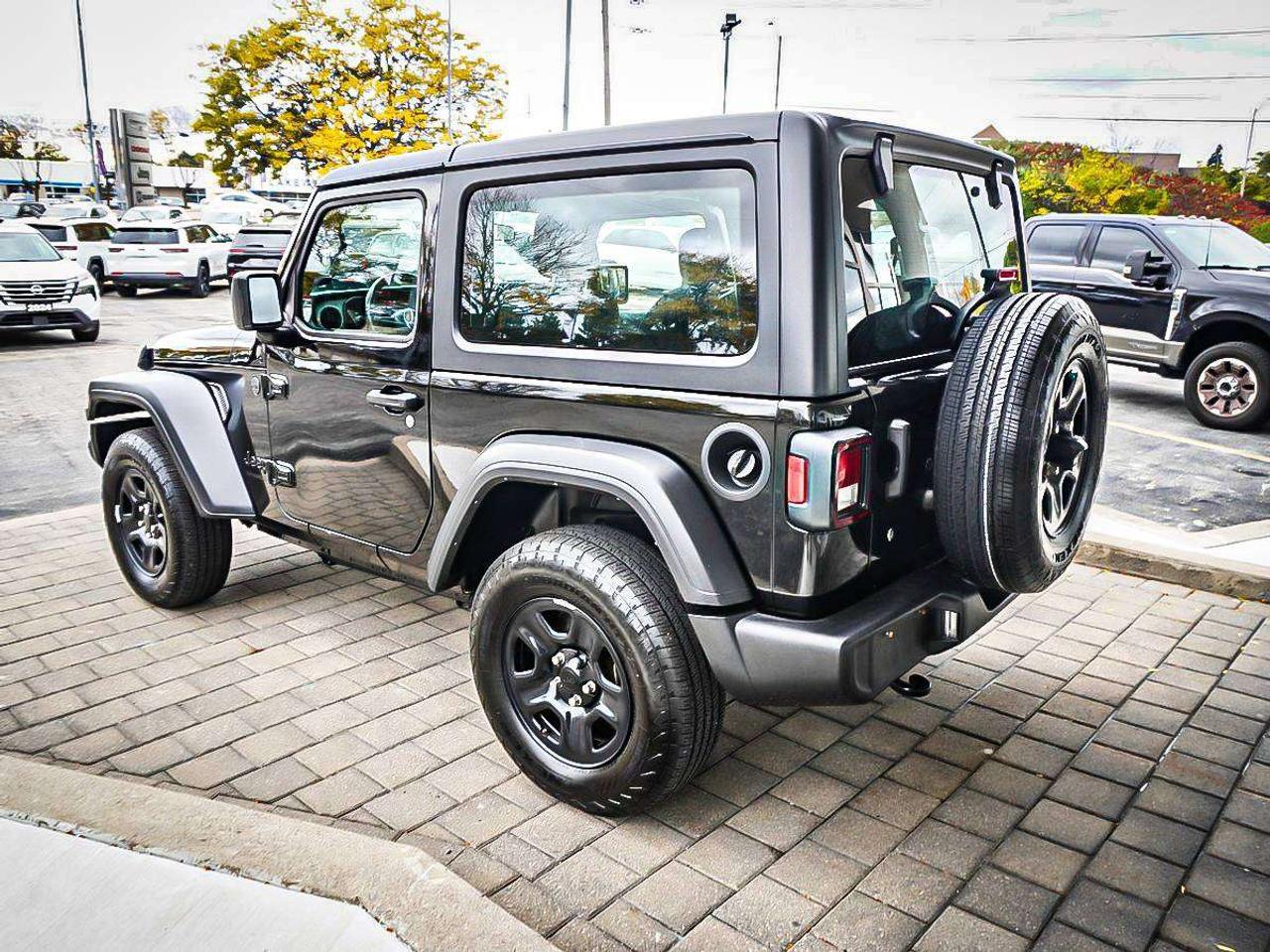 2024 Jeep Wrangler  Photo