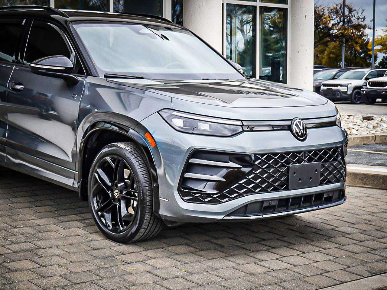 2026 Volkswagen Tiguan  Photo2