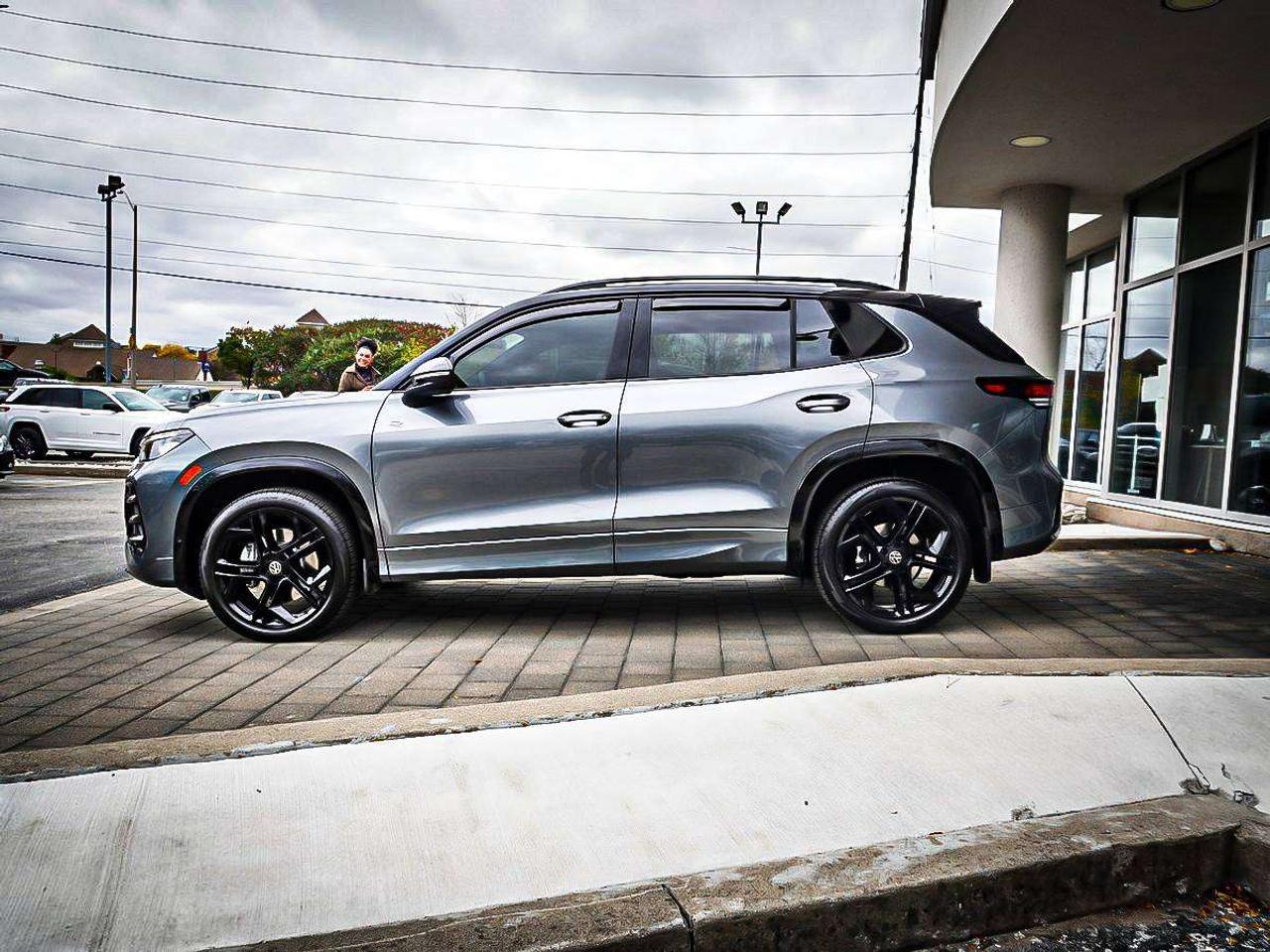 2026 Volkswagen Tiguan  Photo