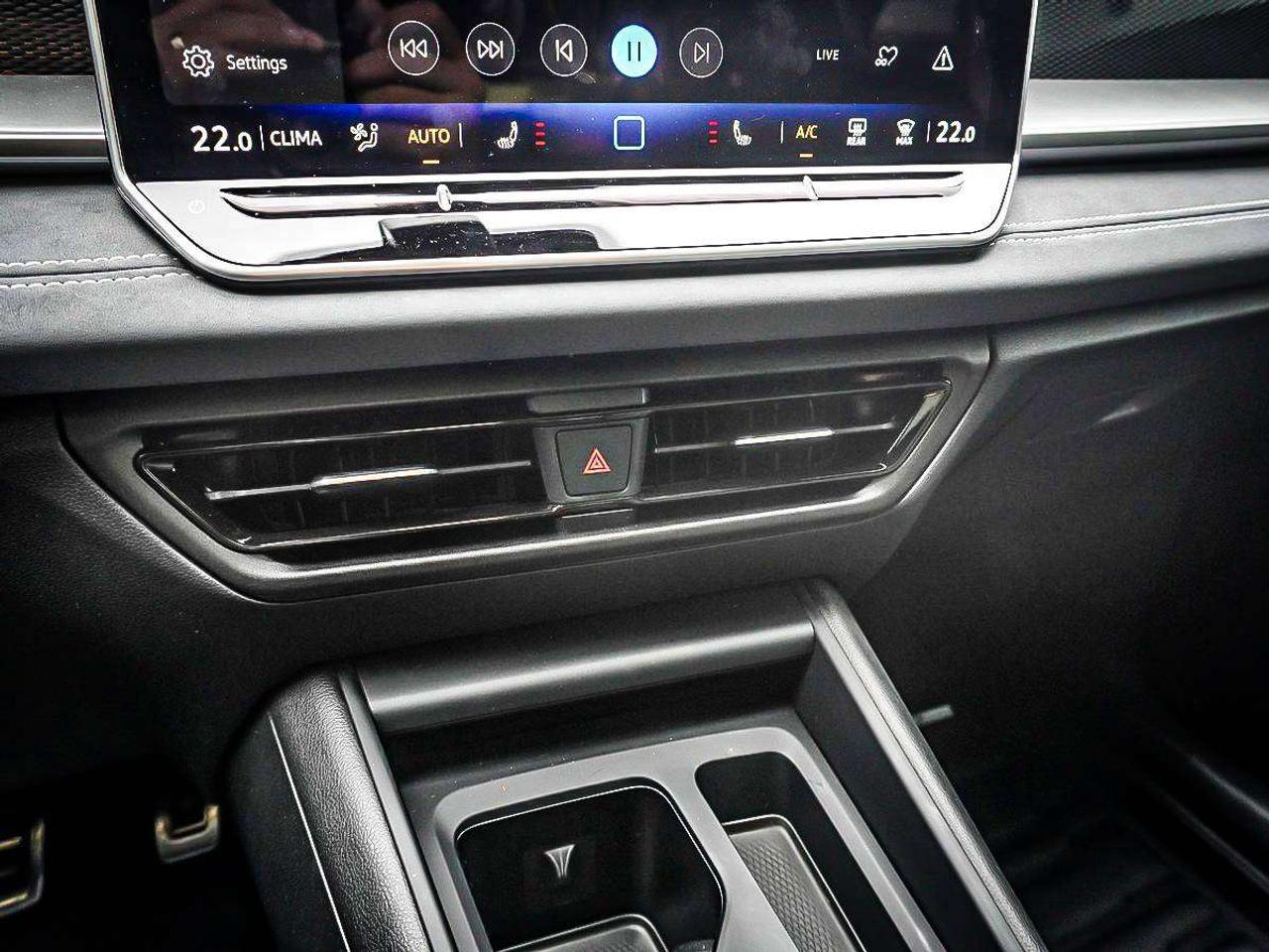 2026 Volkswagen Tiguan  Photo