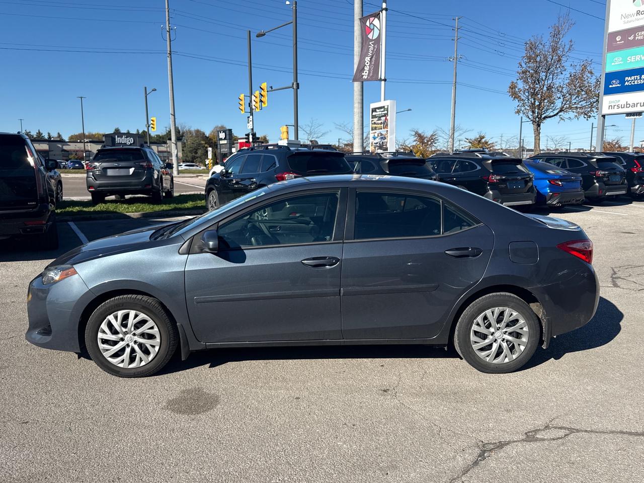 2017 Toyota Corolla CE (CVT) 4dr Sedan Photo3