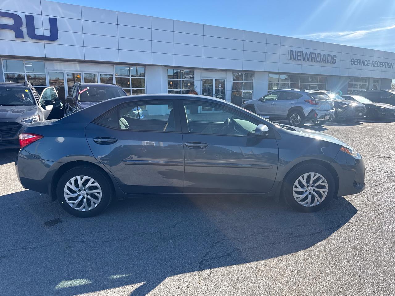 2017 Toyota Corolla CE (CVT) 4dr Sedan Photo