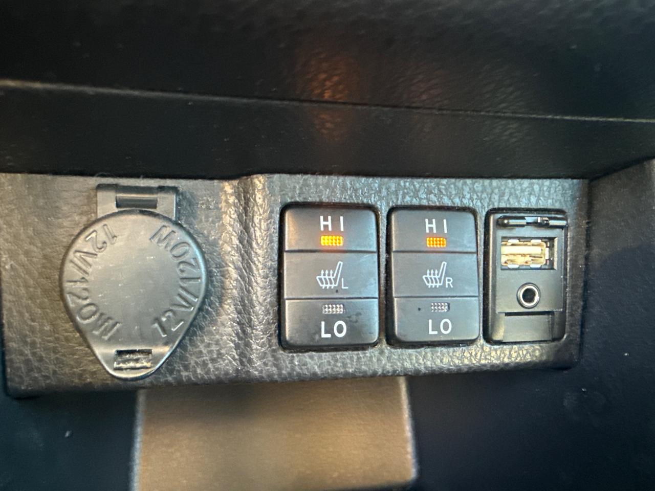 2017 Toyota Corolla CE (CVT) 4dr Sedan Photo