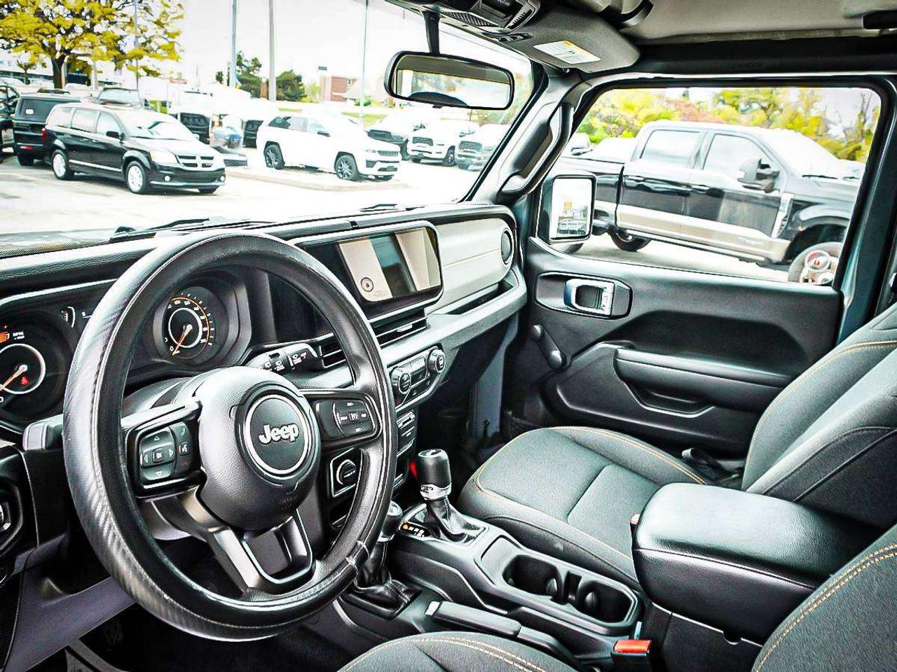 2024 Jeep Wrangler  Photo