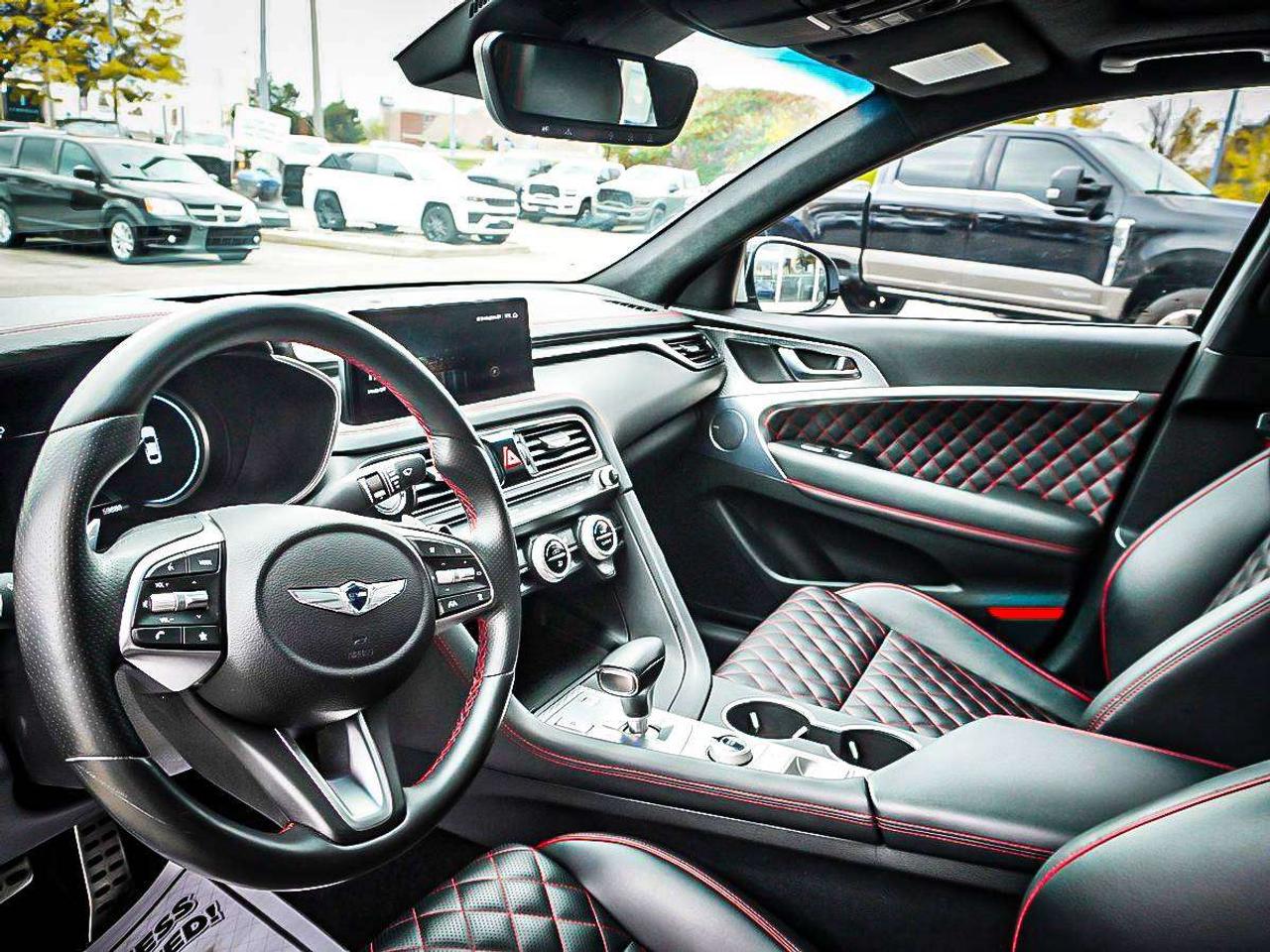 2022 Genesis G70  Photo
