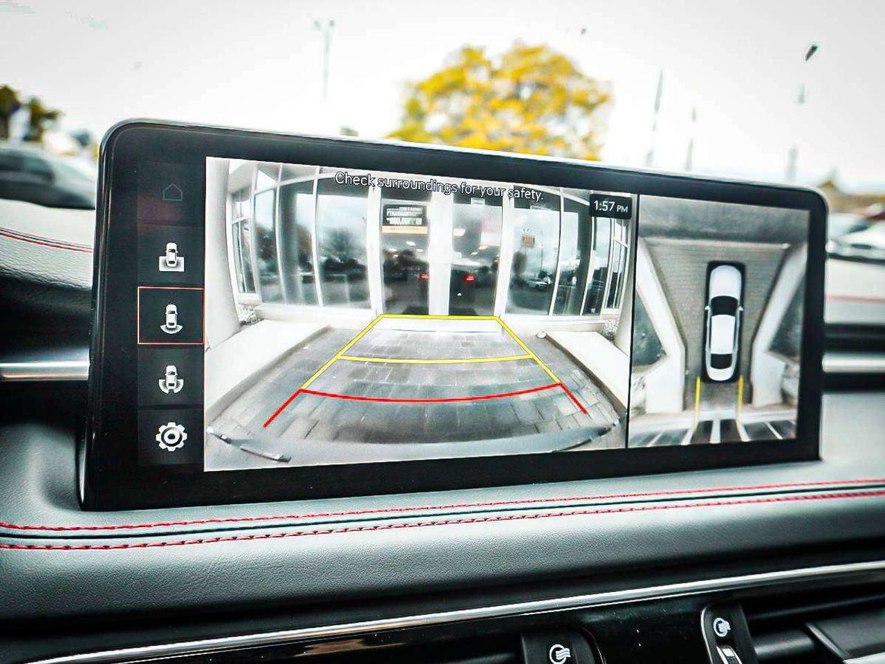 2022 Genesis G70  Photo