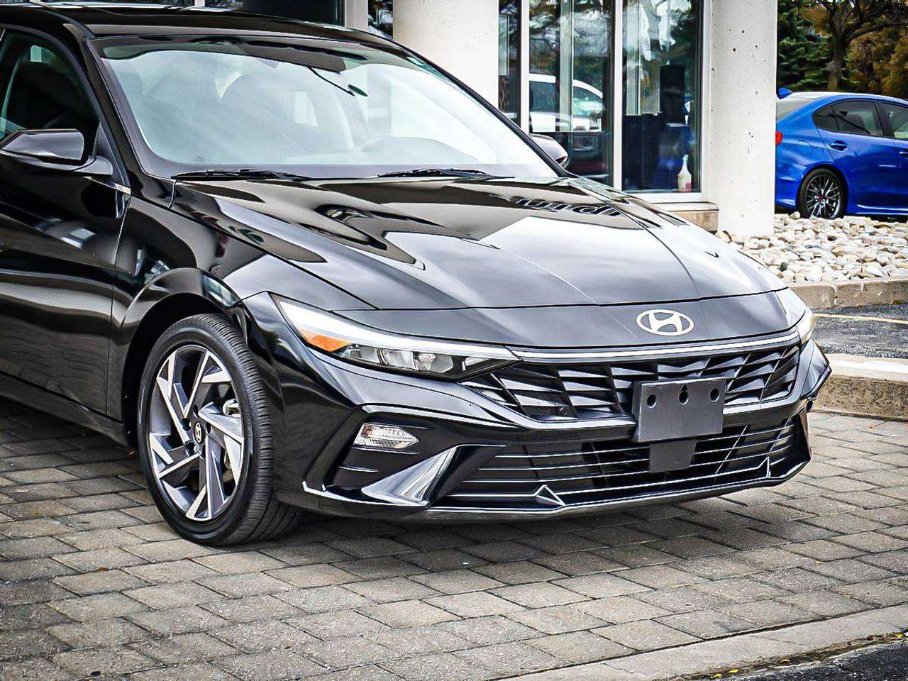 2025 Hyundai Elantra  Photo2