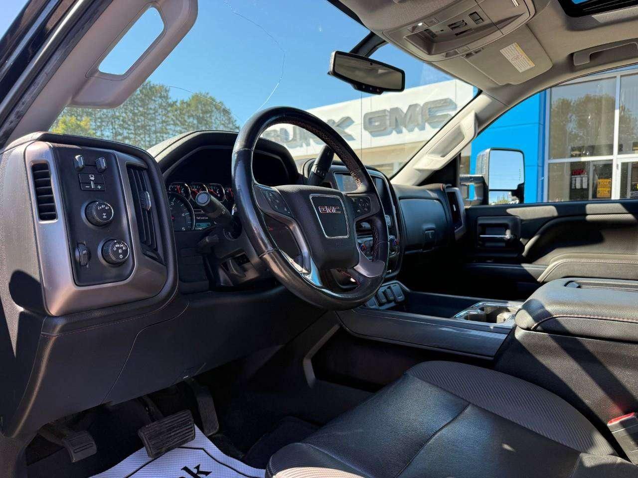 2017 GMC SIERRA 2500HD RUNNING BOARDS. TONNEAU. BEDLINER. ALL WEATHER MATS. SUNROOF. H.D TRAILERING PKG. REAR VISION CAMERA. CERTIFIED. Photo