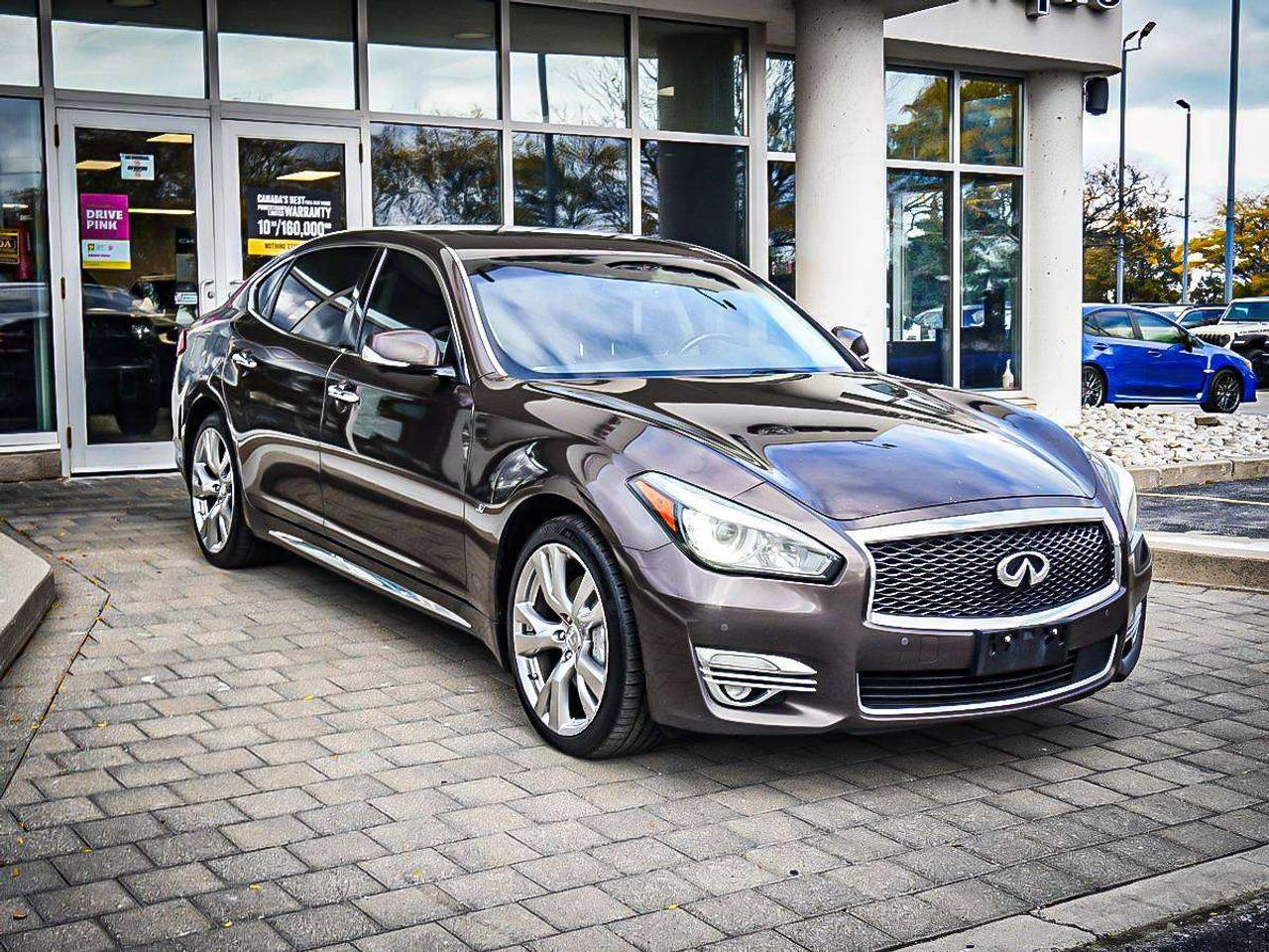 2019 Infiniti Q70  Photo2