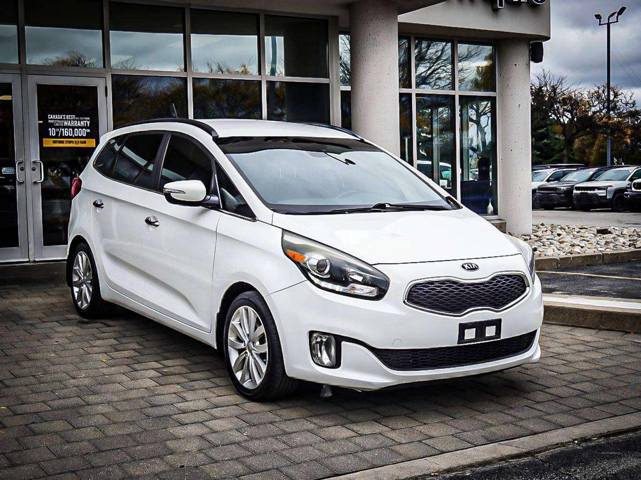 2016 Kia Rondo  Photo5
