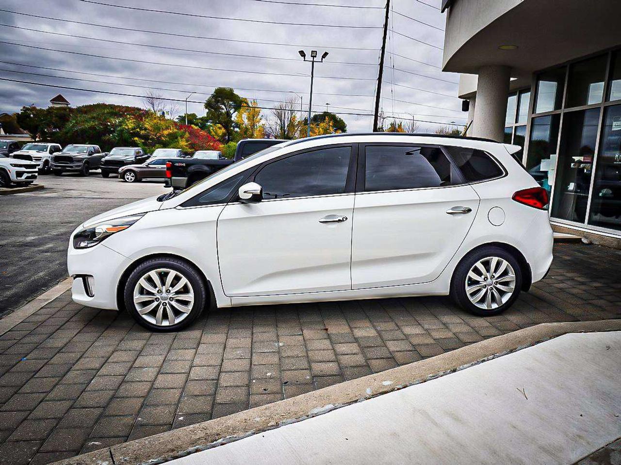 2016 Kia Rondo  Photo