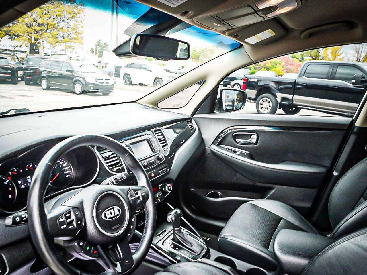 2016 Kia Rondo  Photo