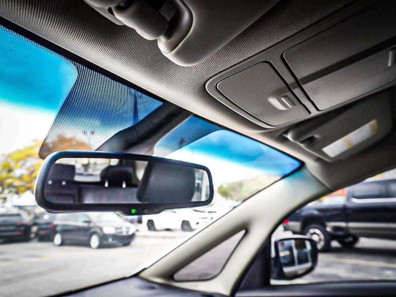 2016 Kia Rondo  Photo