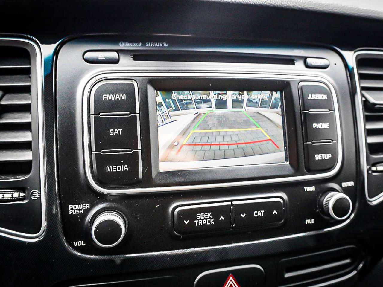 2016 Kia Rondo  Photo